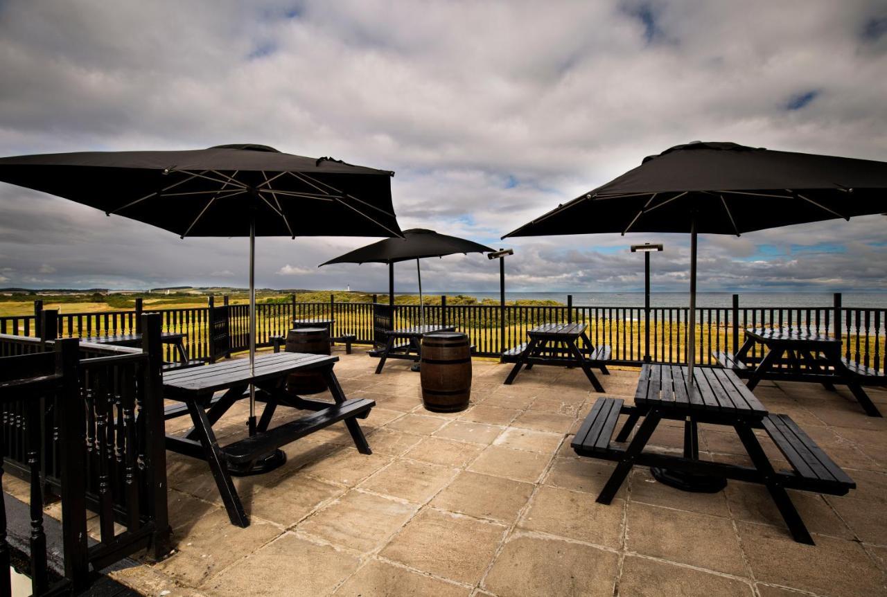 Hotel Golf View & Macintosh Restaurant