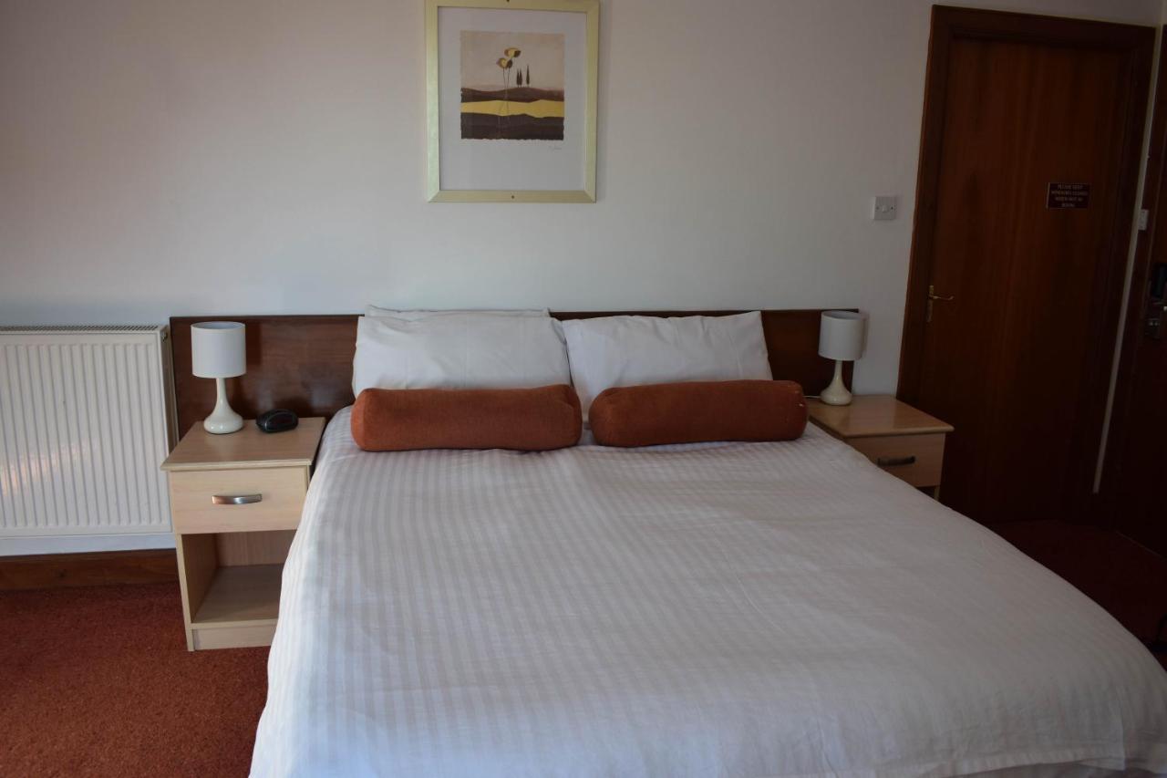 Golf View & Macintosh Restaurant Hotel Lossiemouth